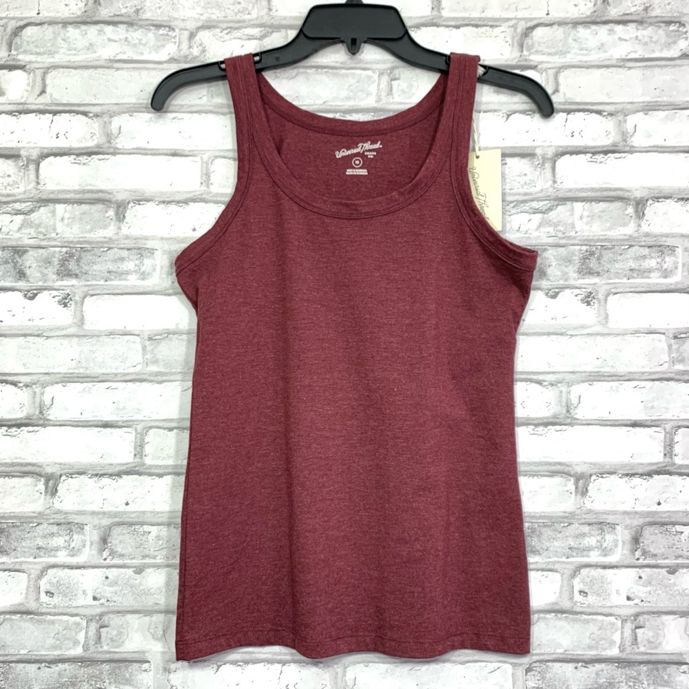 Universal Thread Women's Burgundy Sleeveless Tank Top - NWT